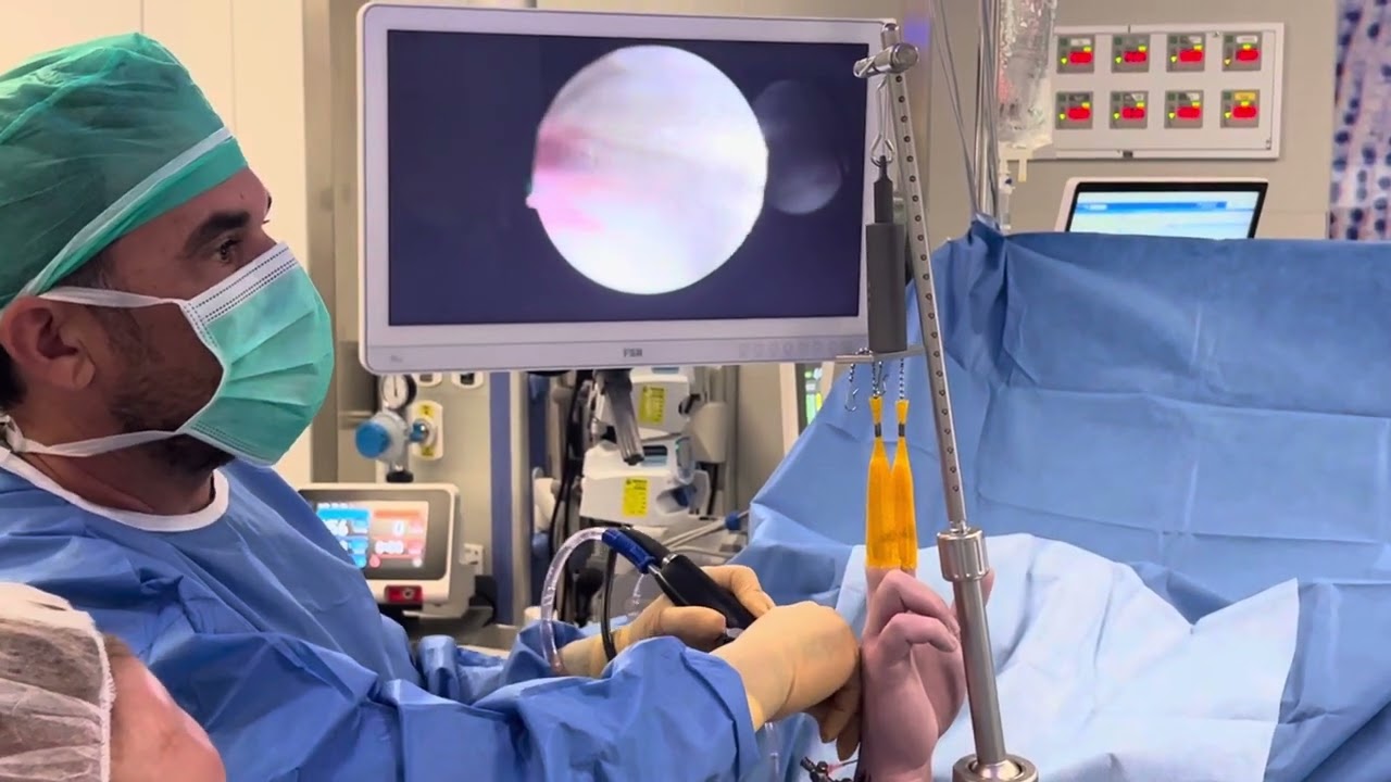 ד"ר עמית קדמי - מומחה מוביל בתחום כירורגיה של היד
